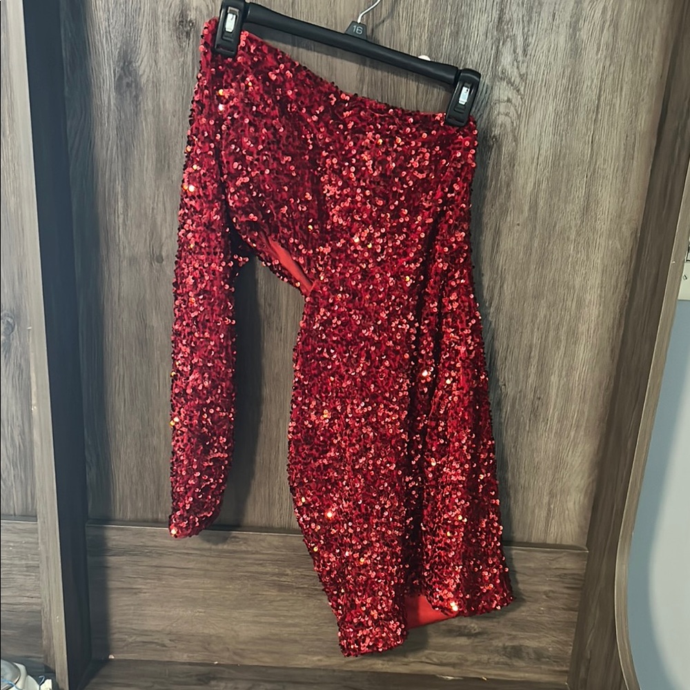 Elegant Red Sequin Skirt